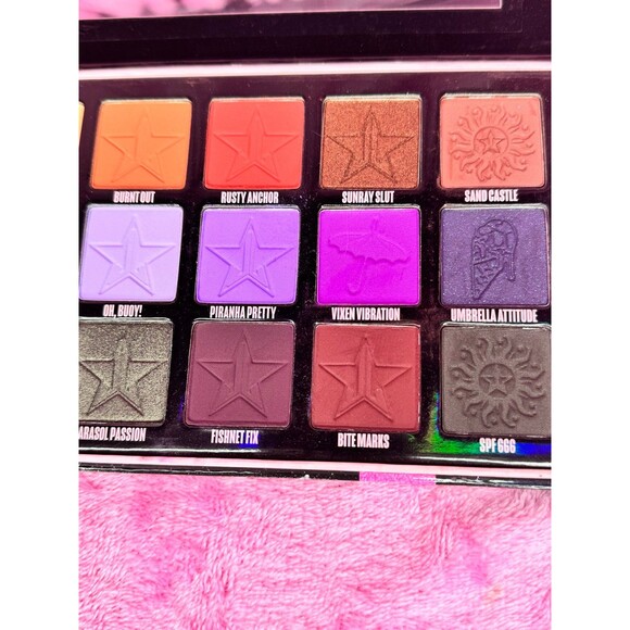 New! Gothic Beach Eyeshadow Palette Jeffree Star Rare Vaulted BNIB NWT HTF - Picture 8 of 9